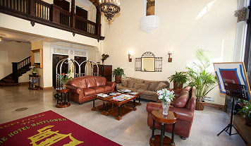 Mayflower Hotel Lobby Seating Area